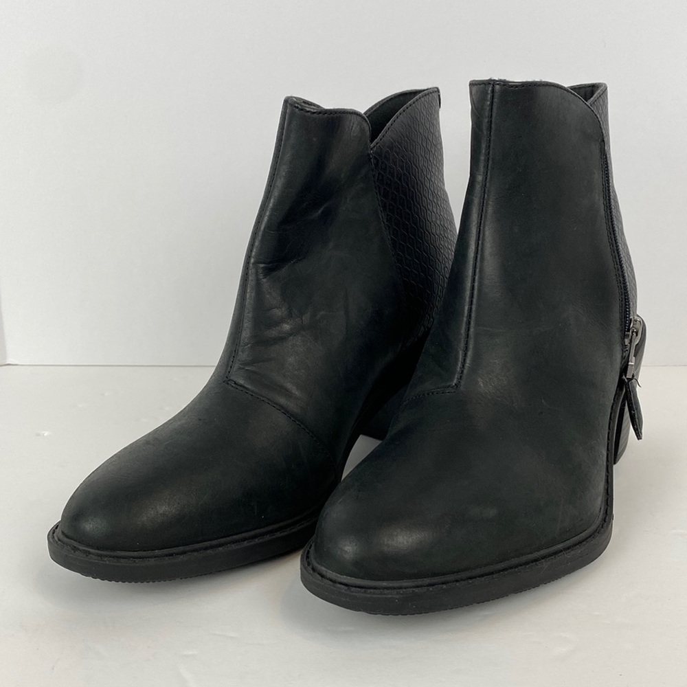 New Clarks Women's Scene Zip Black Combi Leather Ankle Boots